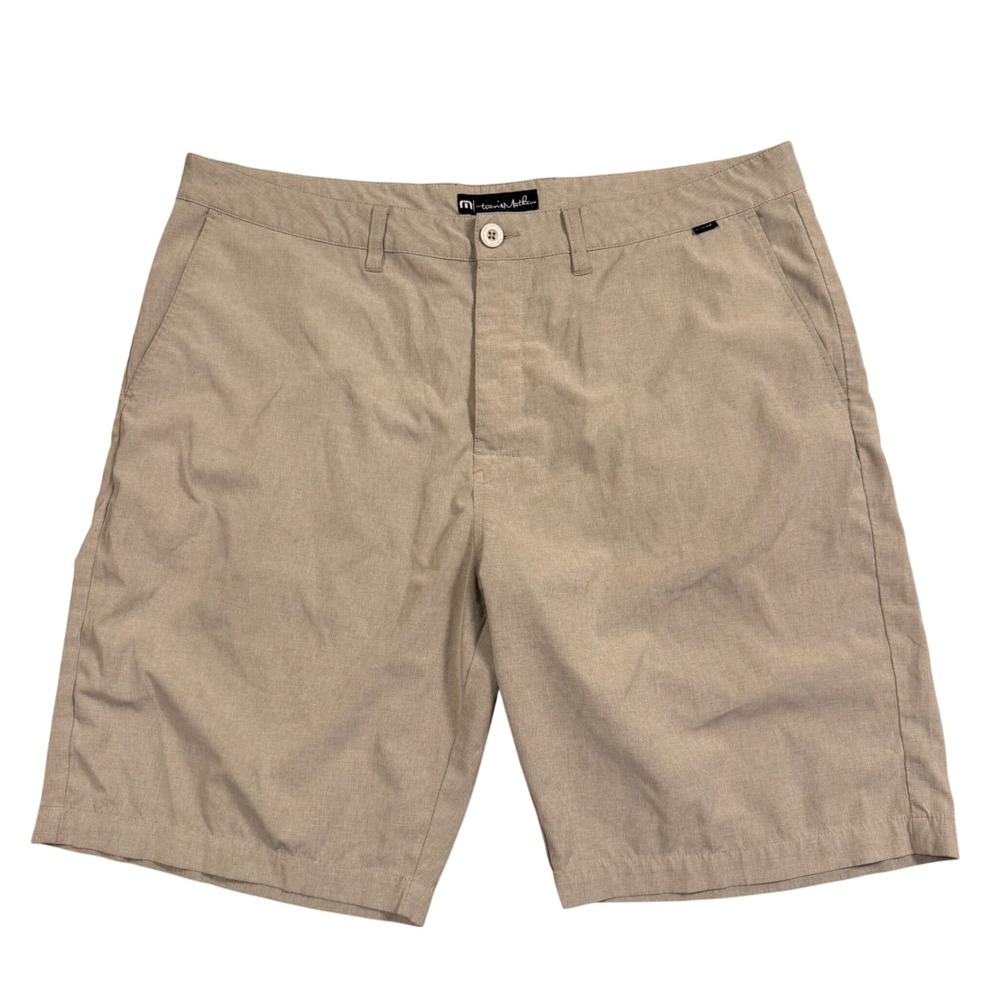 TravisMathew Mens Golf Shorts Tan Khaki Performance Stretch Size 40